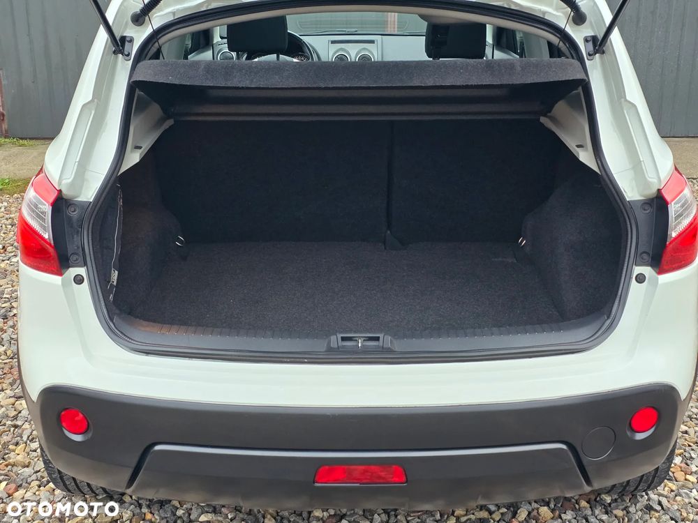 Nissan Qashqai 2.0 tekna - 10