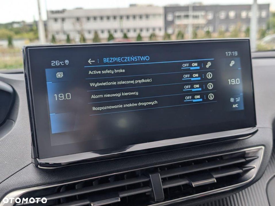 Peugeot 5008 - 28