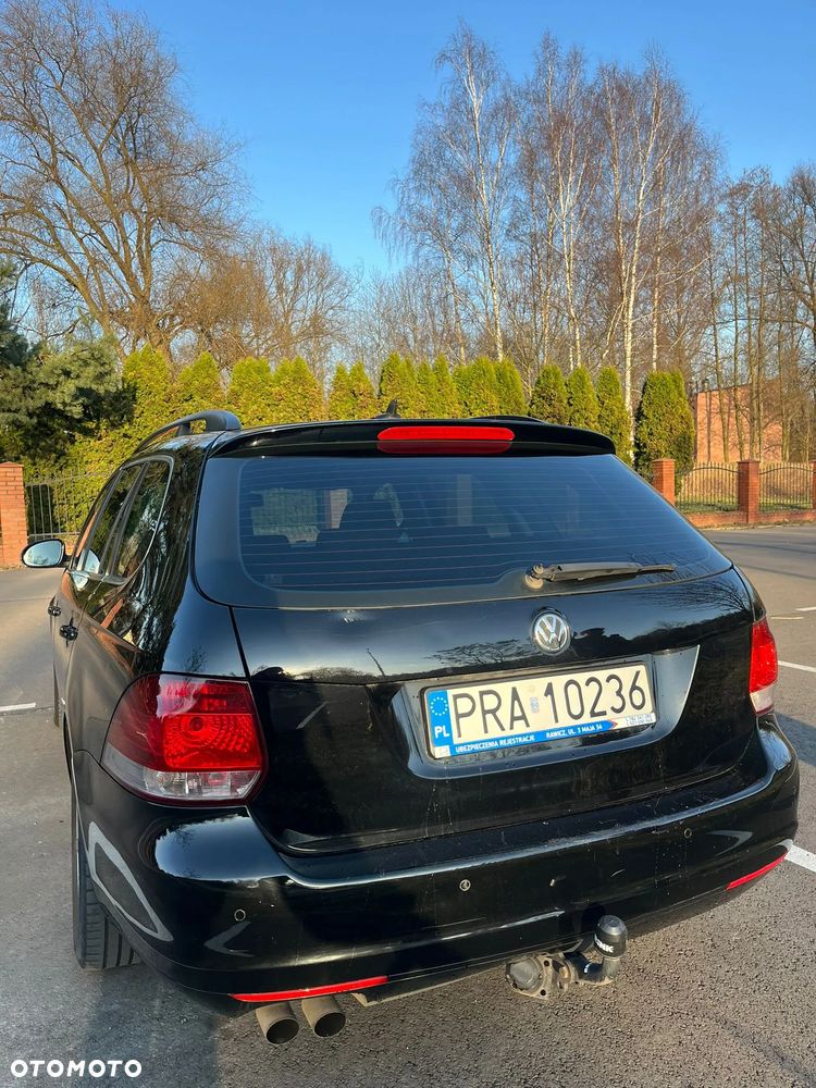 Volkswagen Golf 2.0 TDI DPF MATCH - 13