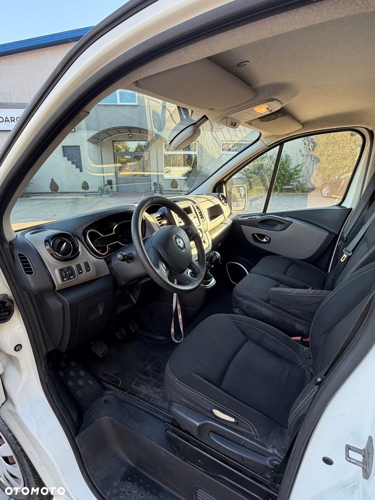Renault Trafic - 8
