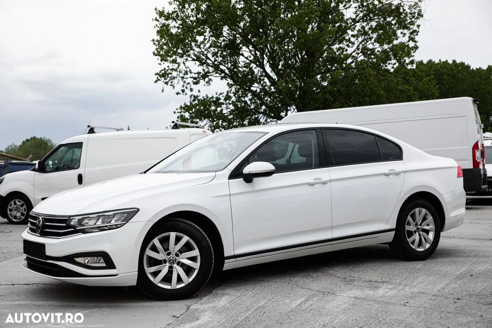 Volkswagen Passat 2.0 TDI DSG Comfortline - 2