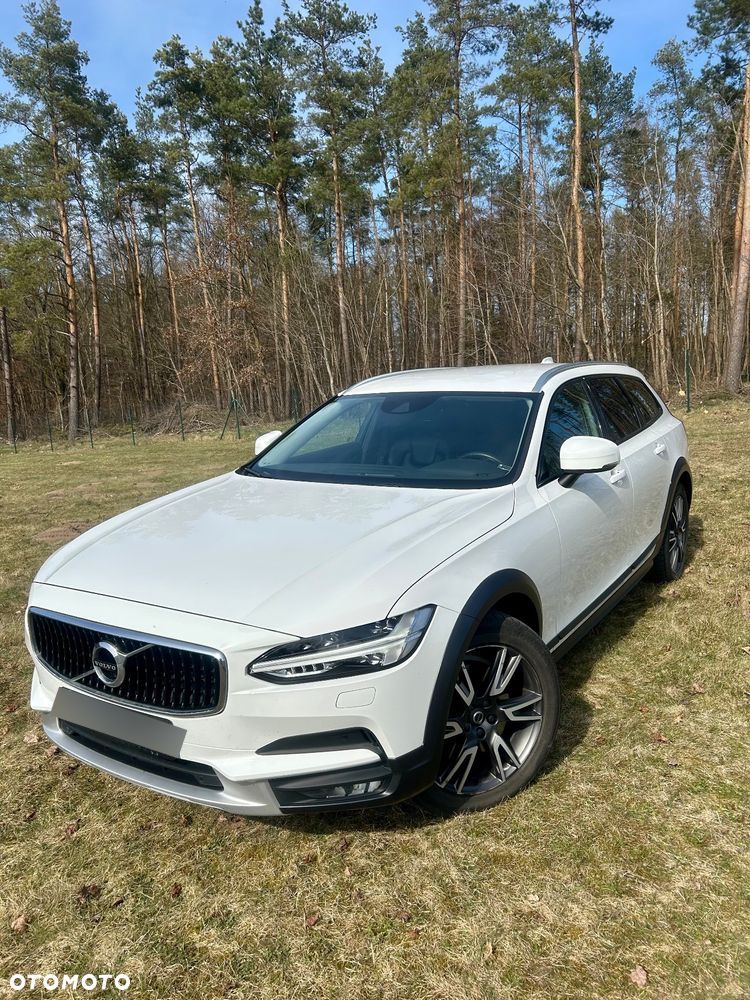 Volvo V90 Cross Country D5 AWD - 1