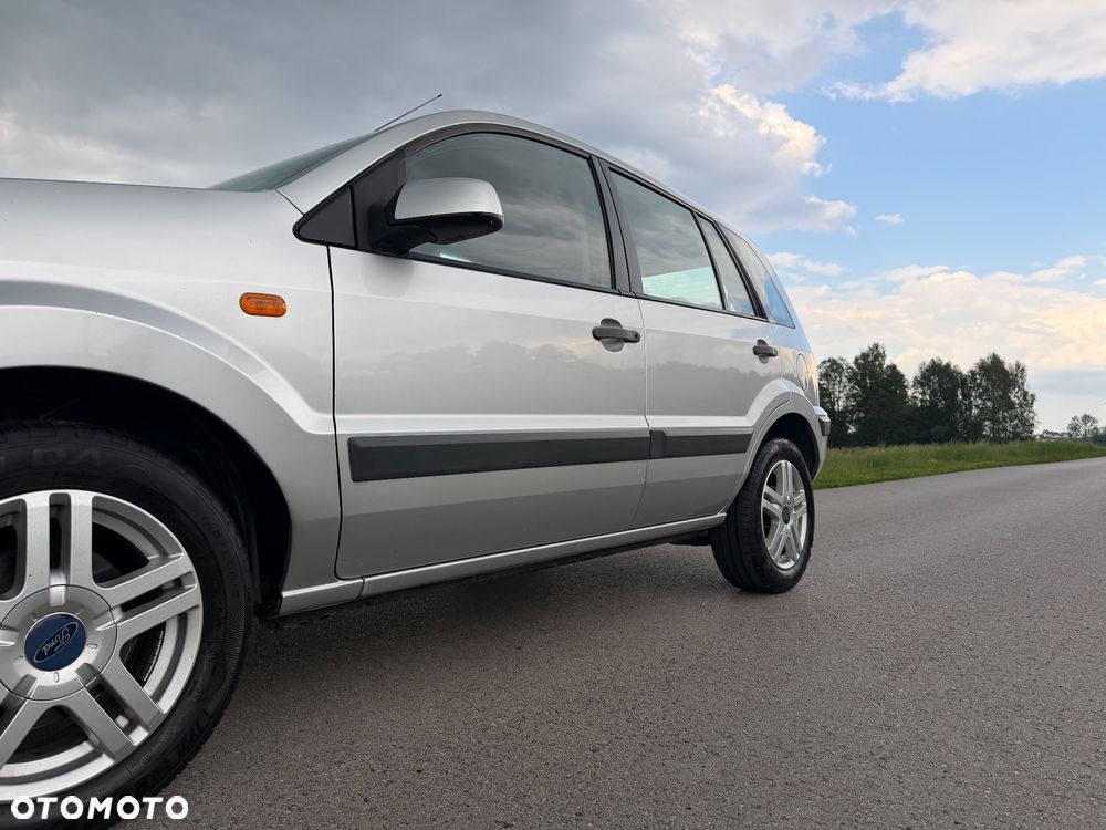 Ford Fusion 1.4 Elegance - 39