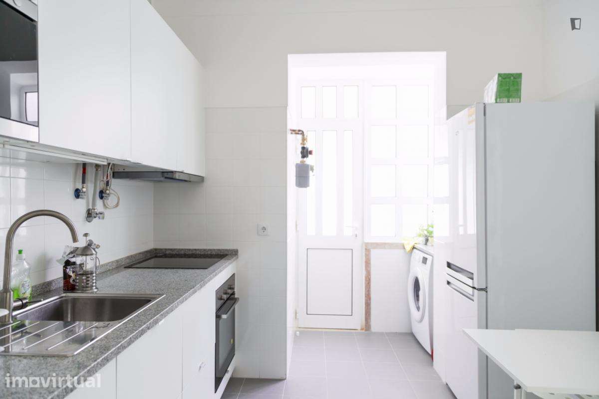 Quarto - localizado em Santa Apolónia Lisbon - Grande imagem: 4/5