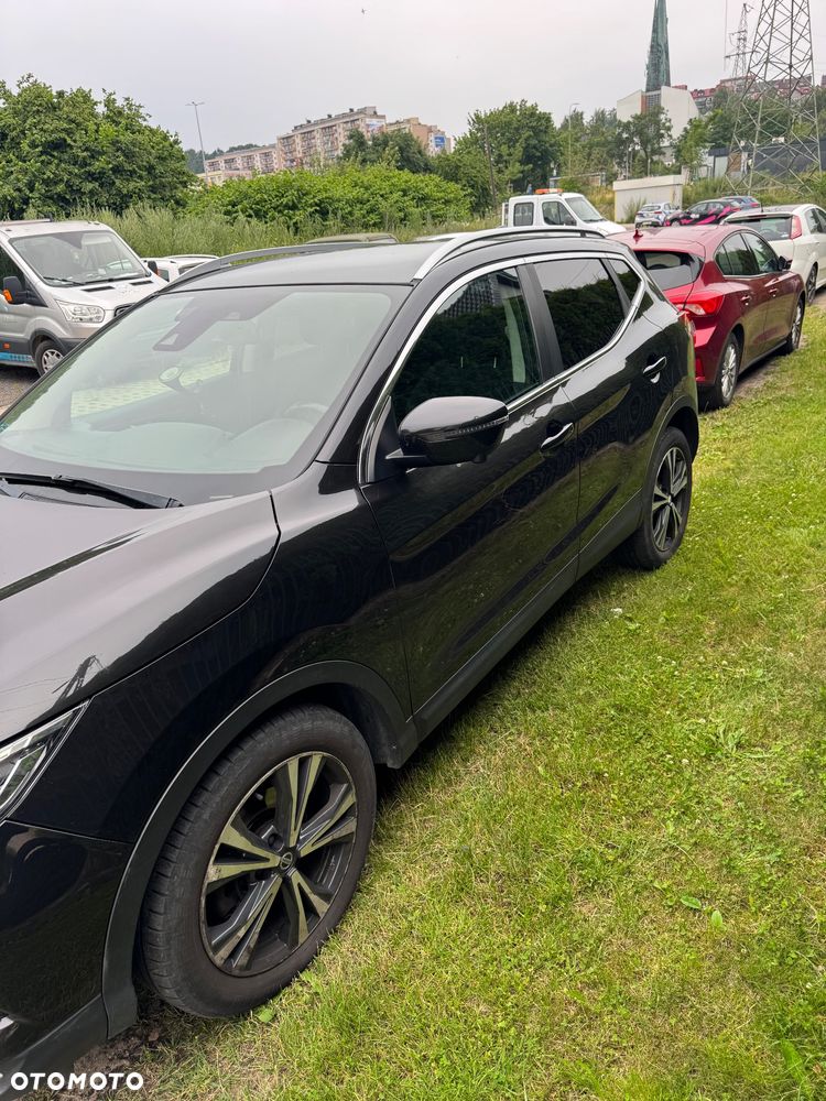 Nissan Qashqai 1.6 DCi N-Connecta Xtronic EU6 - 3
