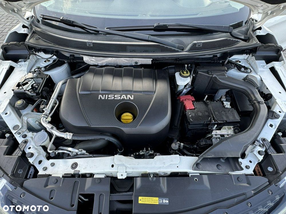 Nissan Qashqai 1.5 dCi TEKNA - 32