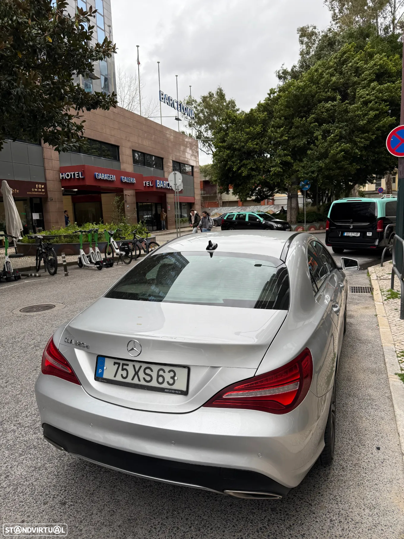 Mercedes-Benz CLA 220 - 8