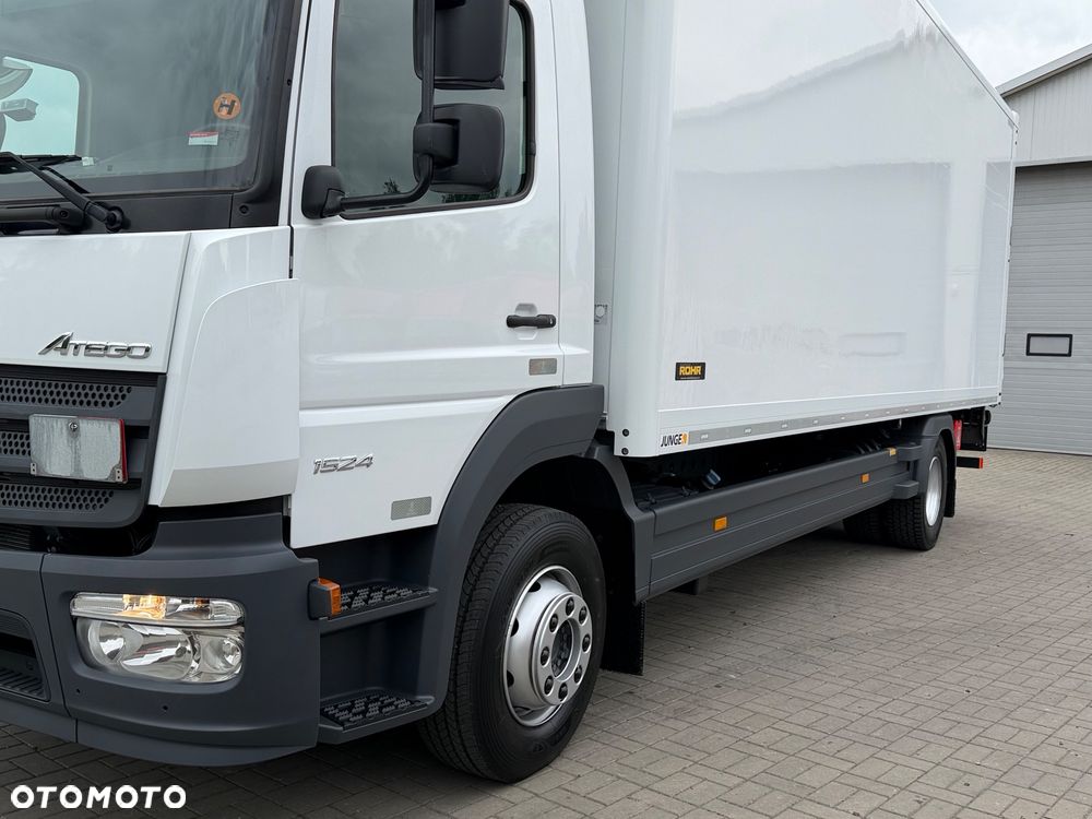 Mercedes-Benz ATEGO - 24