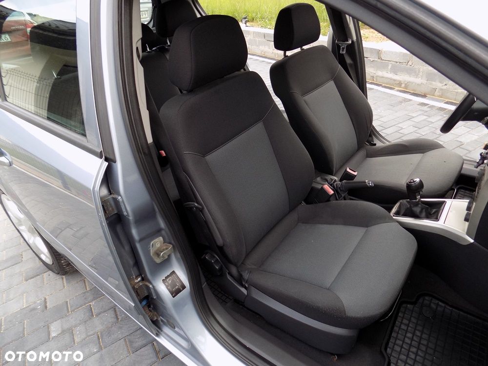 Opel Astra - 19