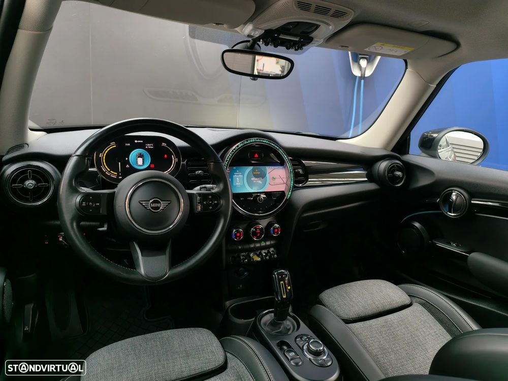MINI 3 Portas Cooper SE - 29