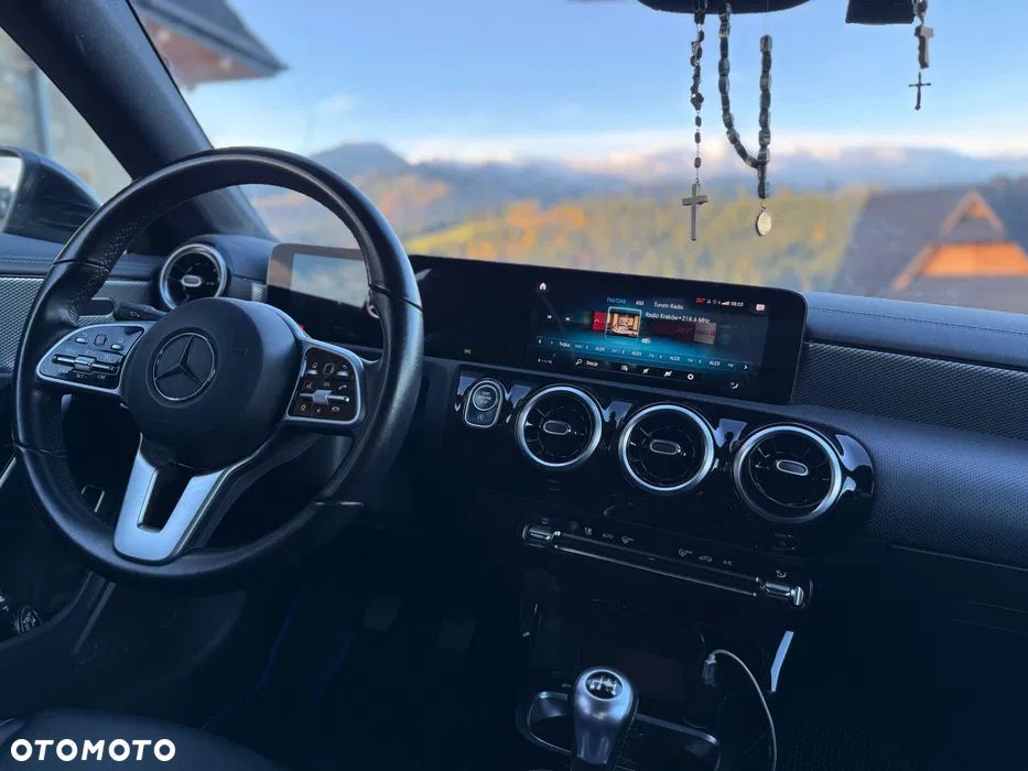 Mercedes-Benz CLA 180 Edition 2021 - 3