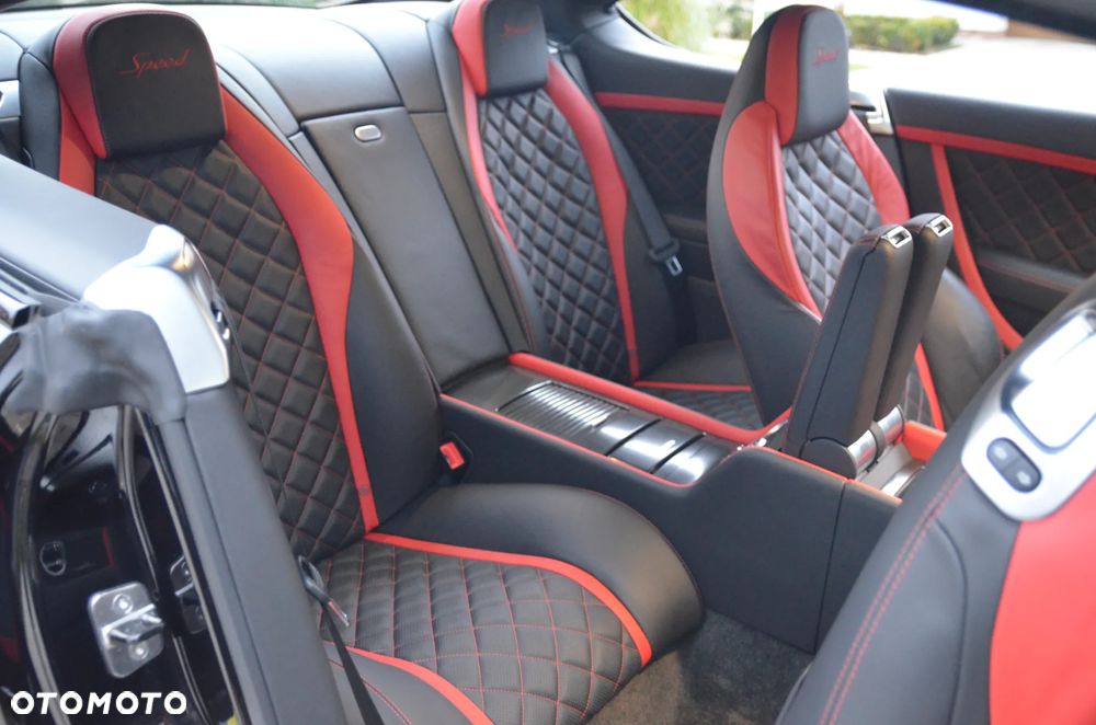 Bentley Continental GT Speed Convertible - 29