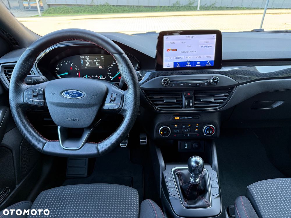 Ford Focus 1.5 EcoBoost STart-Stopp-System ST-LINE - 15