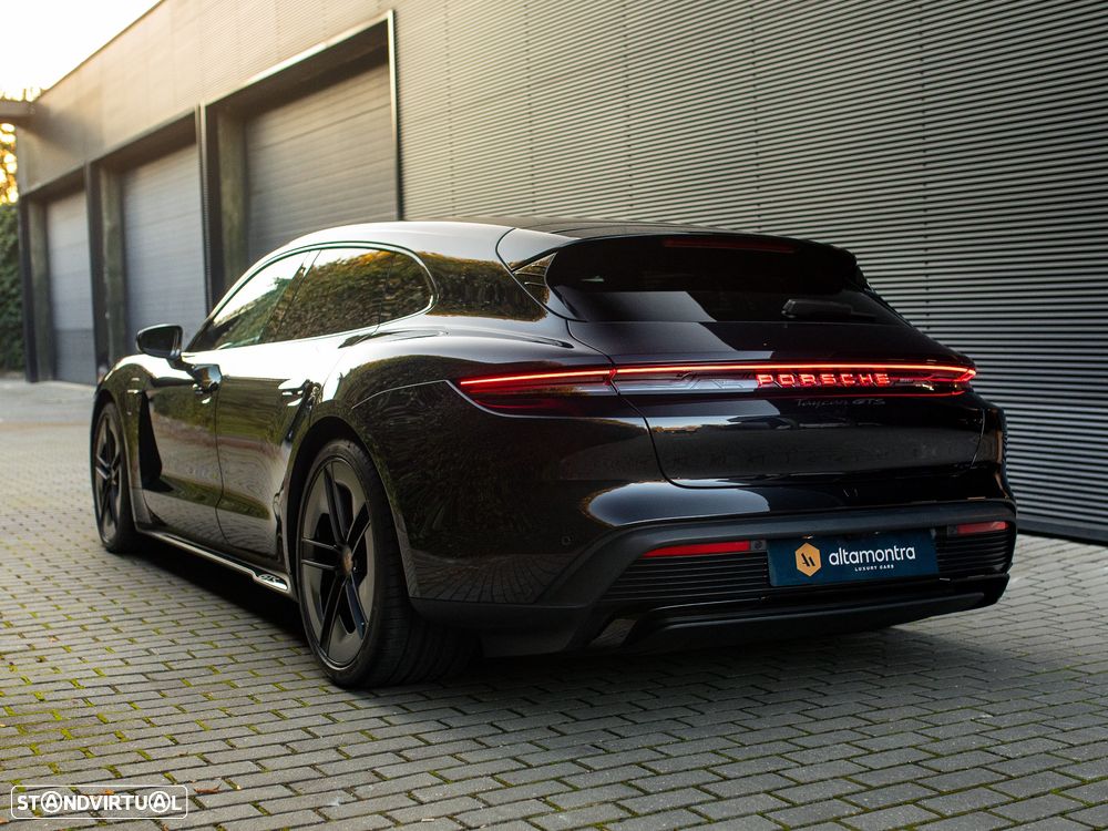 Porsche Taycan Sport Turismo GTS - 9