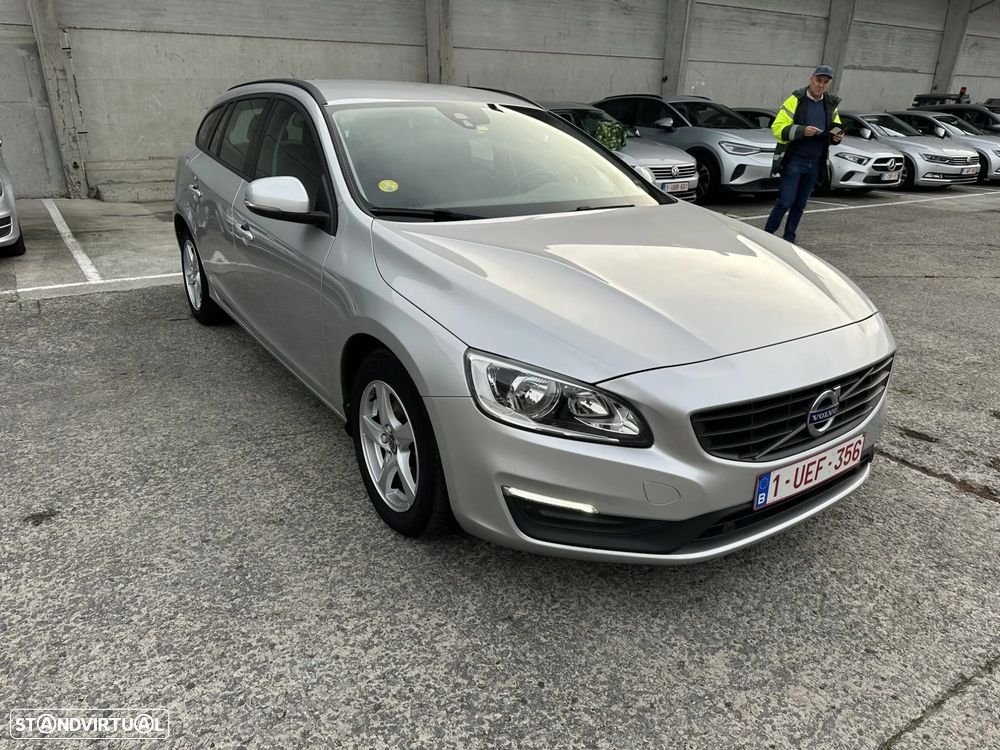 Volvo V60 D2 Geartronic Kinetic - 19