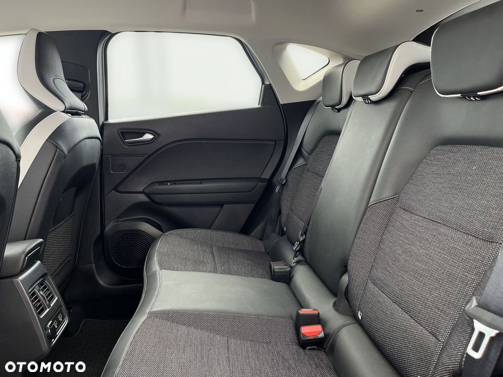 Renault Captur - 16