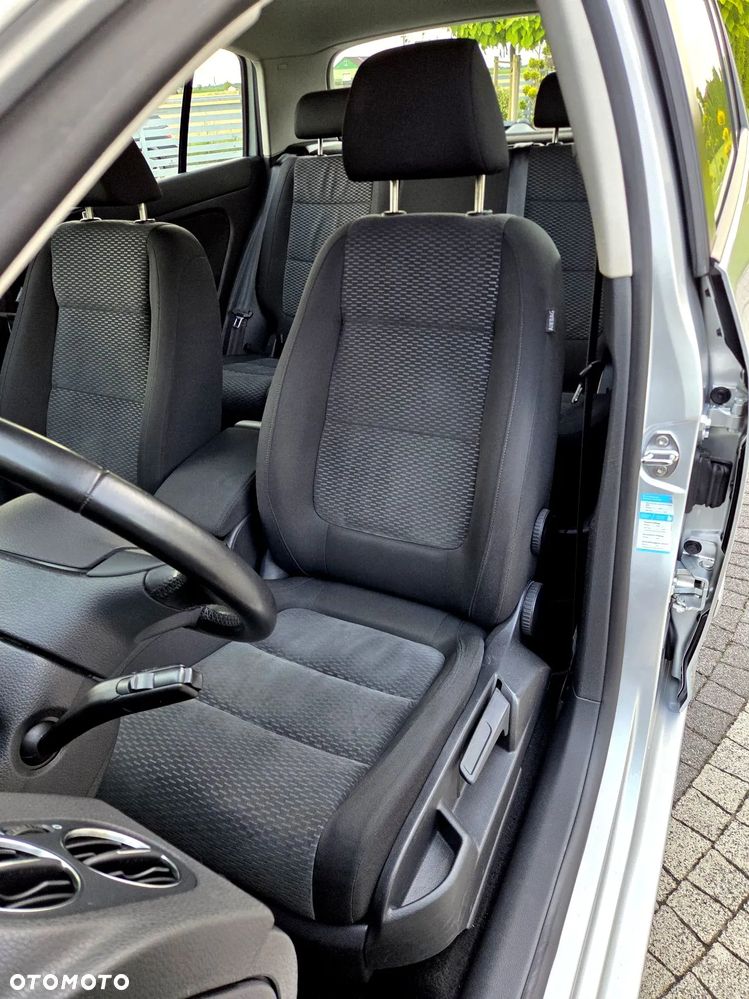 Volkswagen Golf Plus - 16