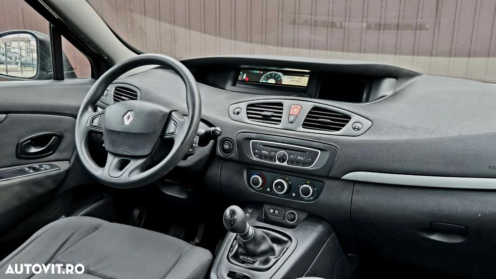 Renault Scenic - 20