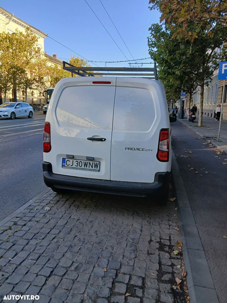 Toyota Proace City - 8