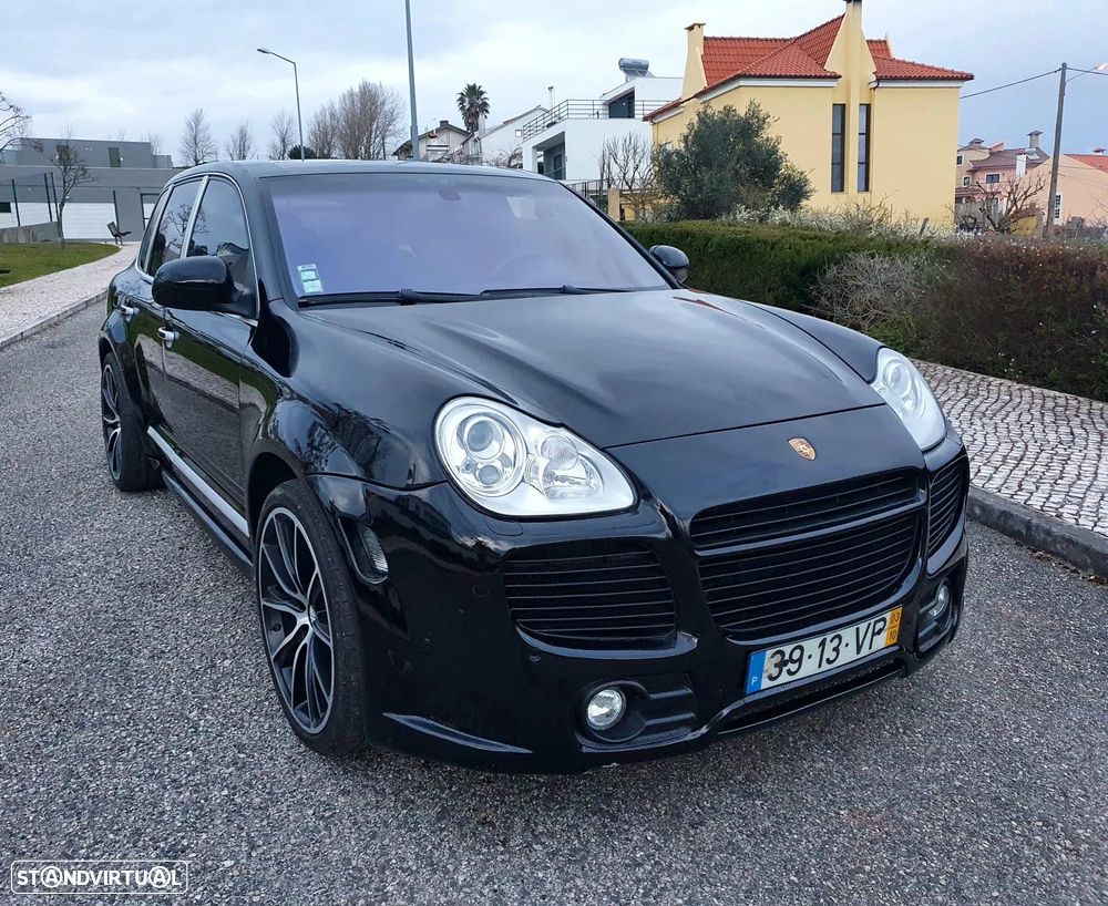 Porsche Cayenne Turbo - 4