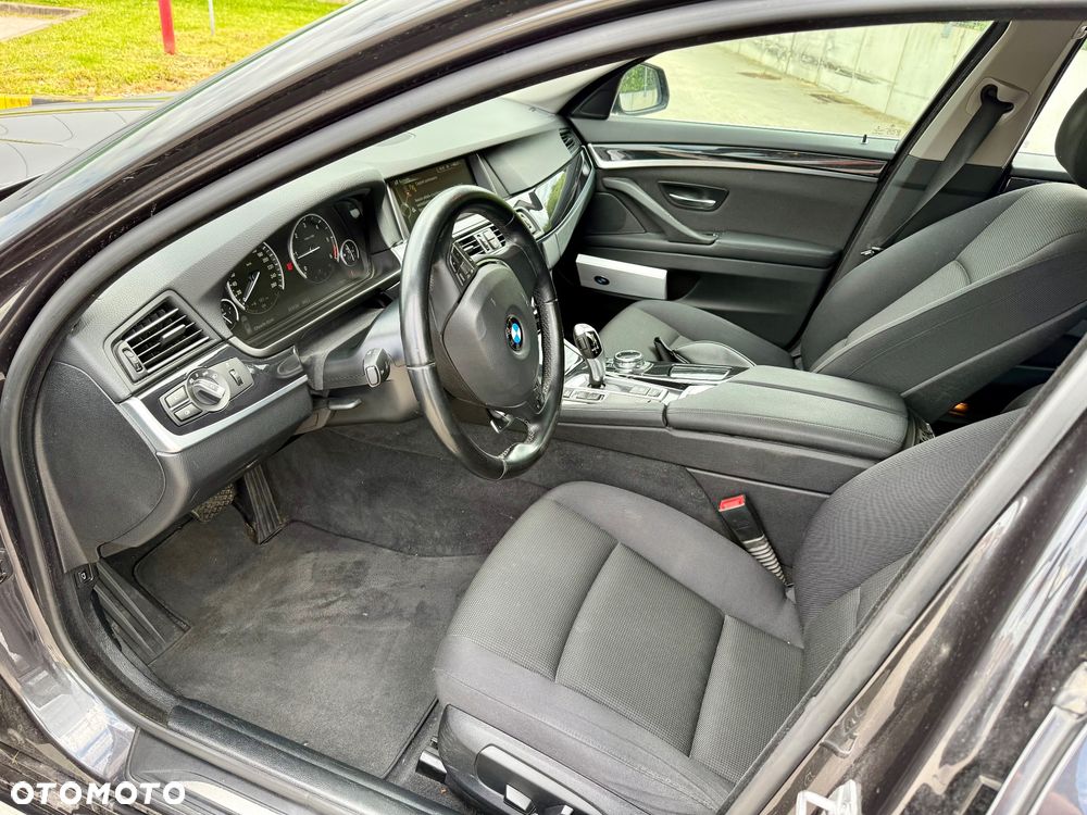 BMW Seria 5 520d Sport-Aut - 5