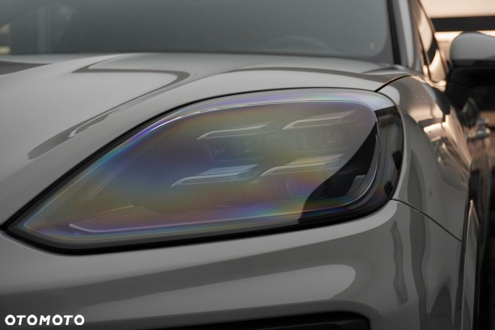 Porsche Cayenne S E-Hybrid PHEV - 6