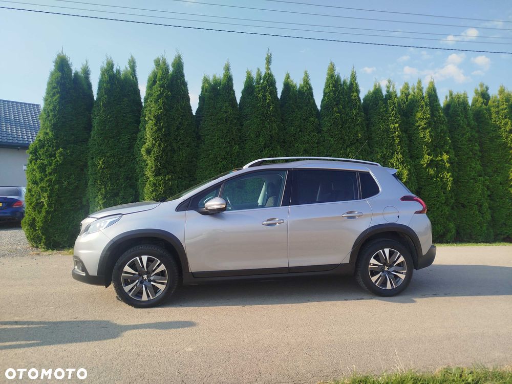 Peugeot 2008 - 4