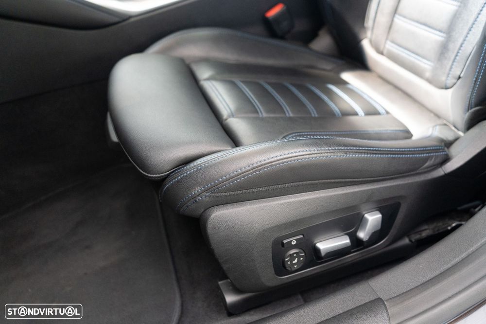 BMW i4 eDrive40 Pack Desportivo M - 7