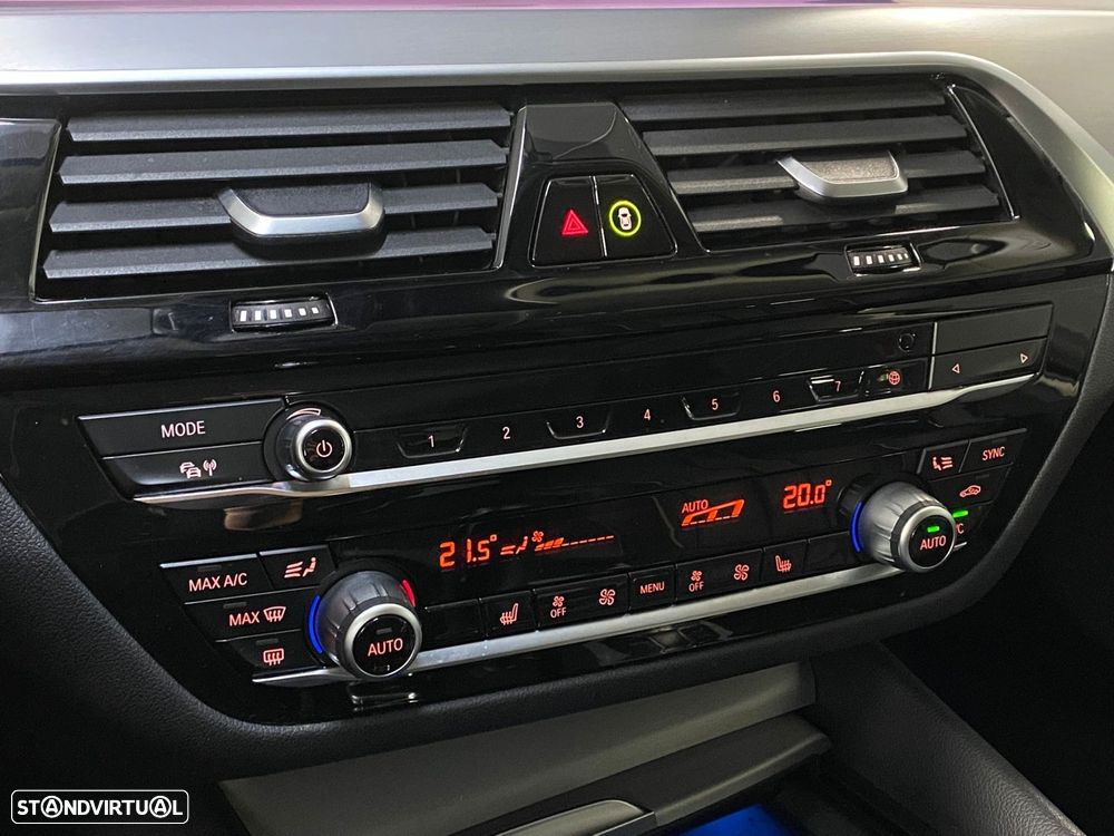 BMW 530 e Line Luxury - 19