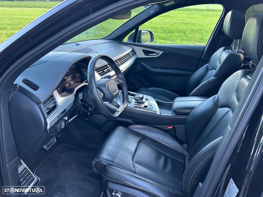 Audi Q7 - 8