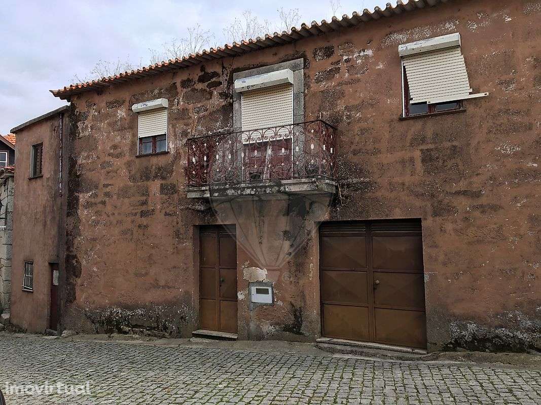 Moradia T11 para venda - Grande imagem: 2/8