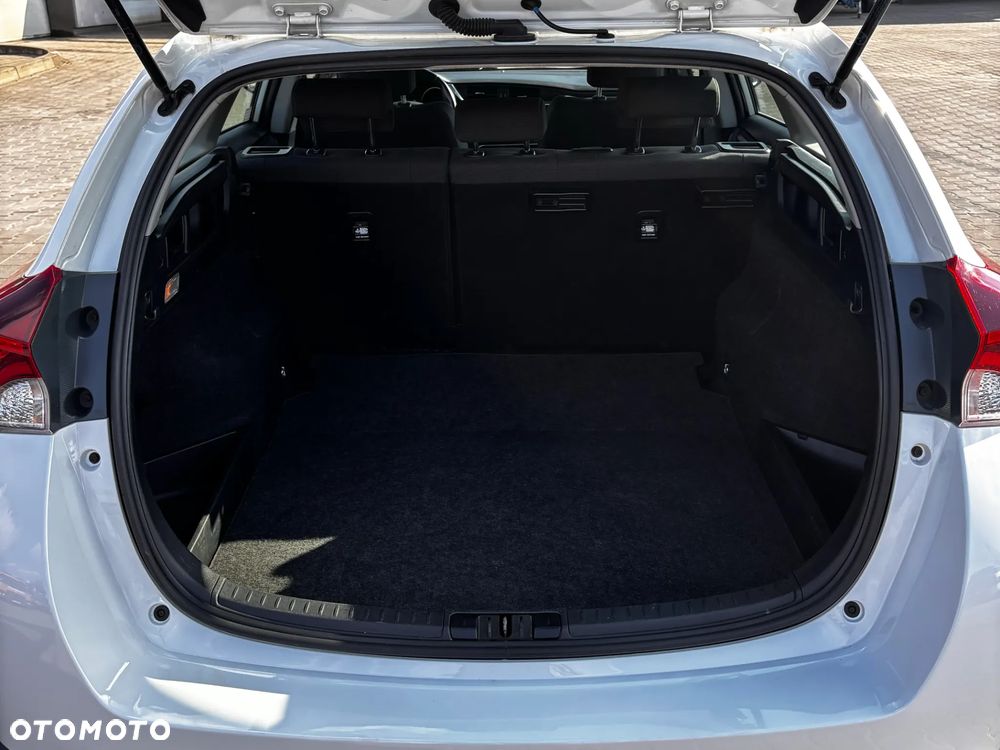Toyota Auris - 9