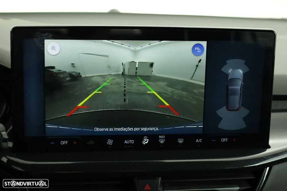 Ford Focus 1.0 EcoBoost MHEV ST-Line - 12