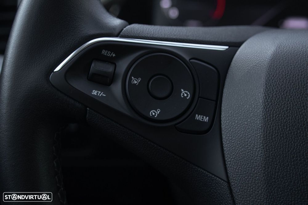 Opel Grandland 1.2 T GS Line - 15