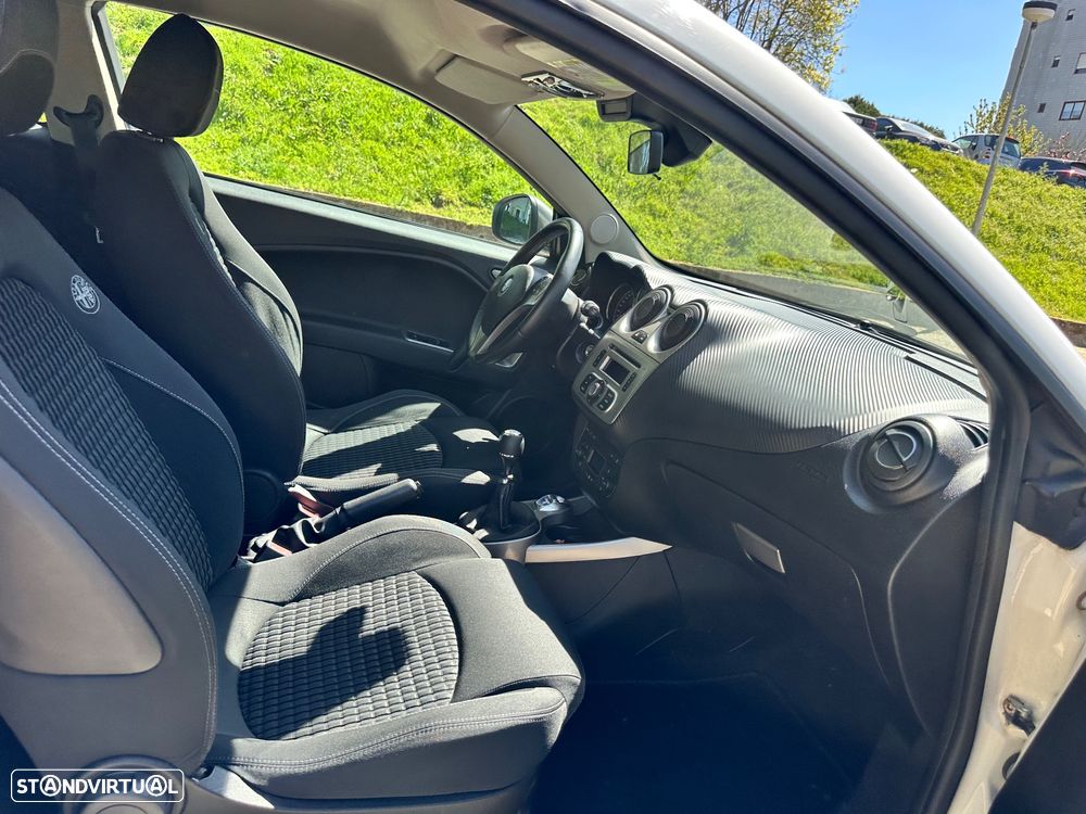Alfa Romeo MiTo 1.3 JTD Distinctive - 29