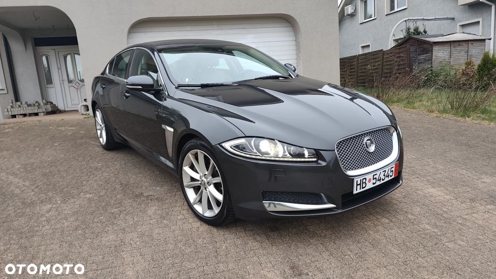Jaguar XF 3.0 V6 Kompressor AWD - 26