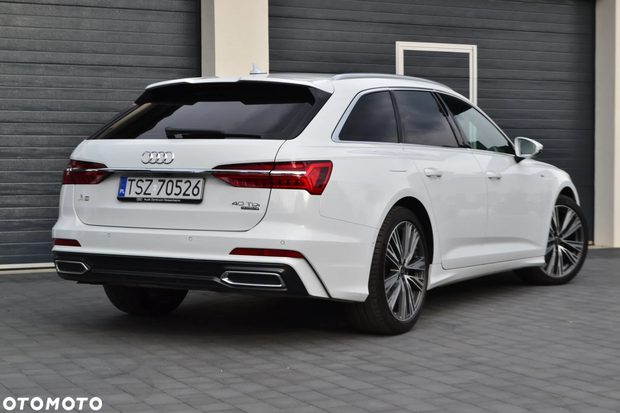 Audi A6 Avant 40 TDI quattro S tronic S line - 16