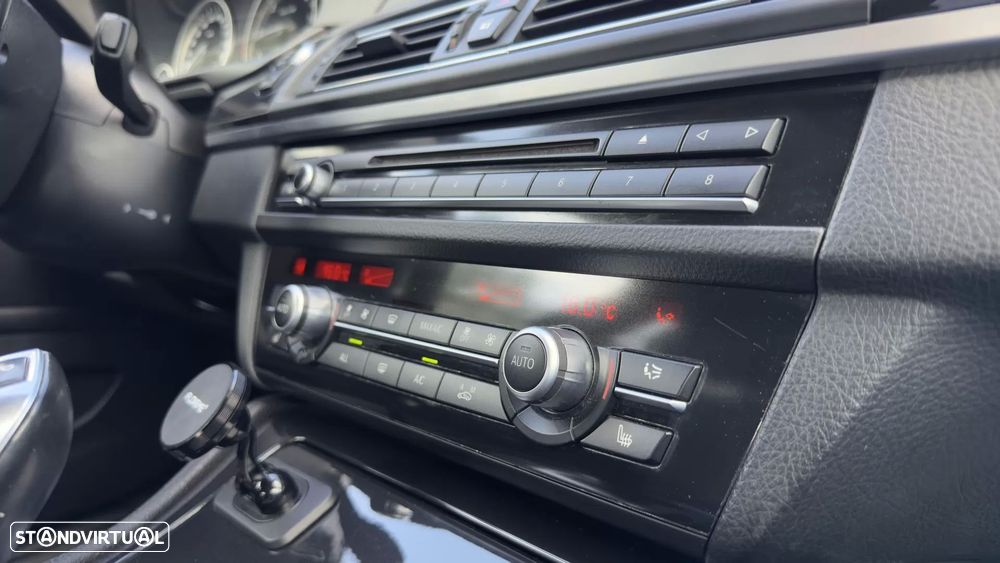 BMW 520 d Line Modern Auto - 35