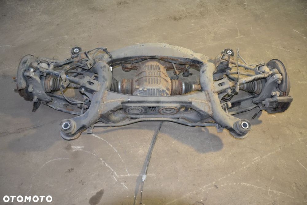 Wózek zawieszenie tył lexus gs450h  gs430 - 2