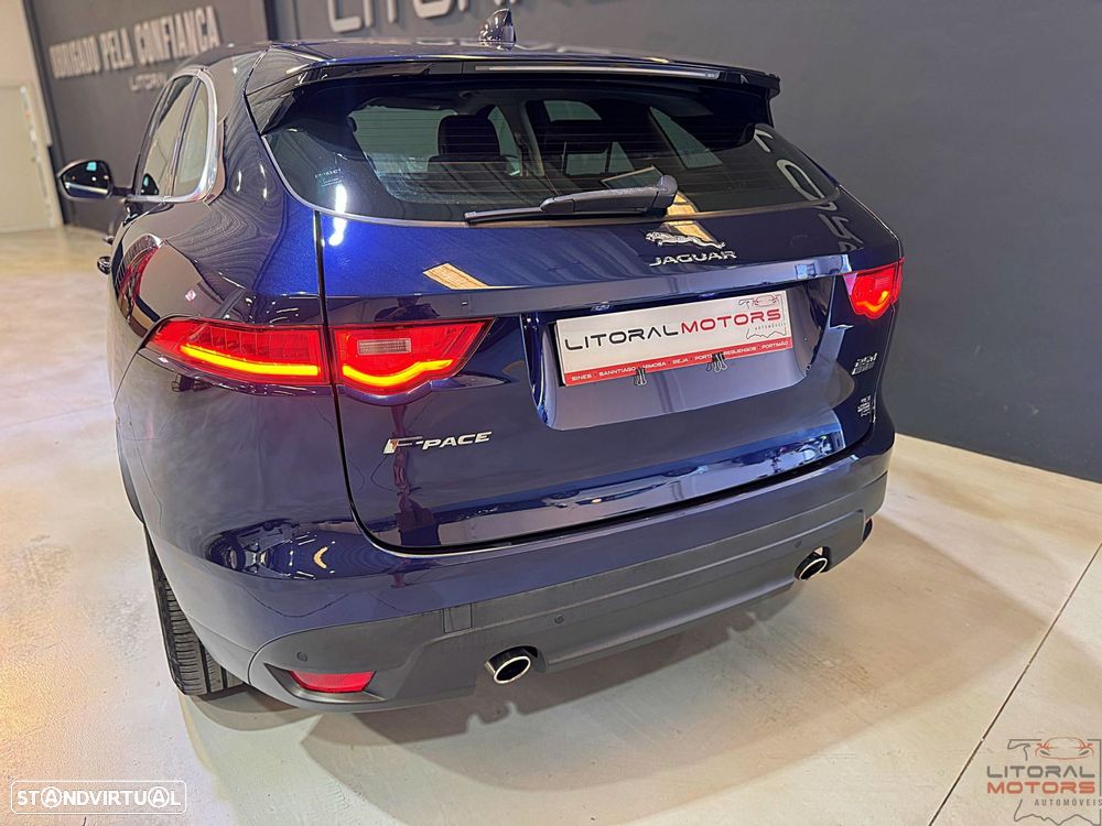 Jaguar F-Pace 25d AWD Aut. Portfolio - 10