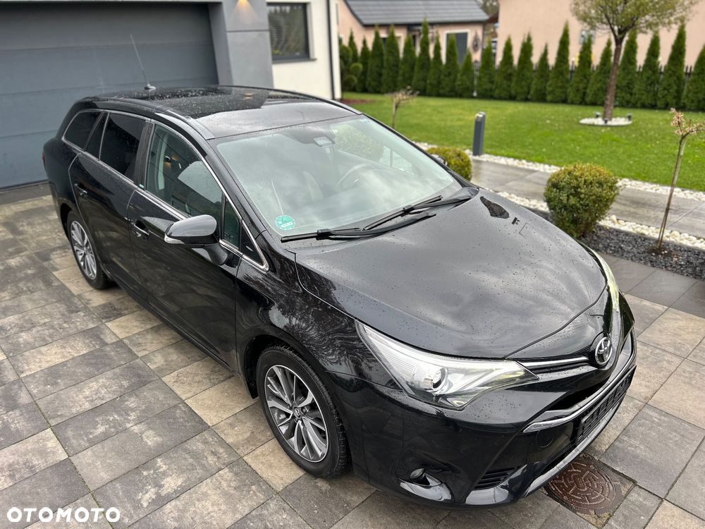 Toyota Avensis Touring Sports 2.0 D-4D Edition-S - 1