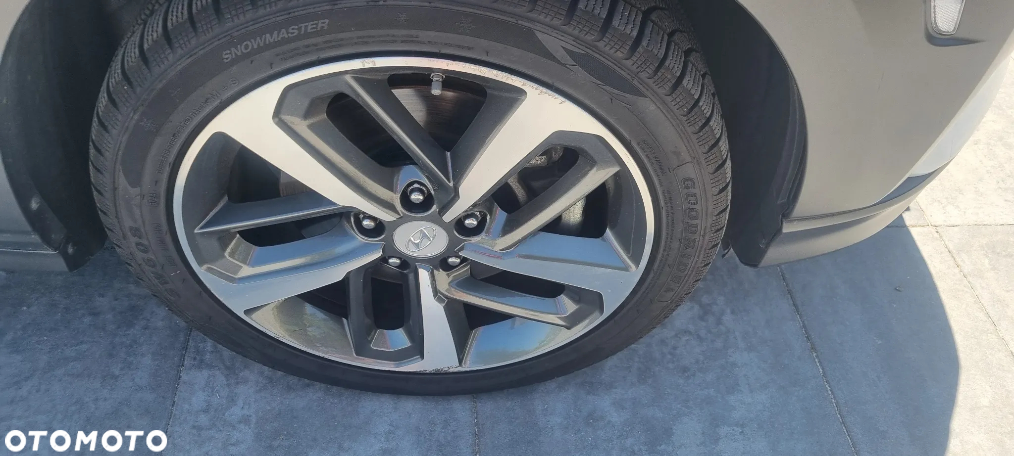 Hyundai Kona 1.6 T-GDI DCT Premium - 37