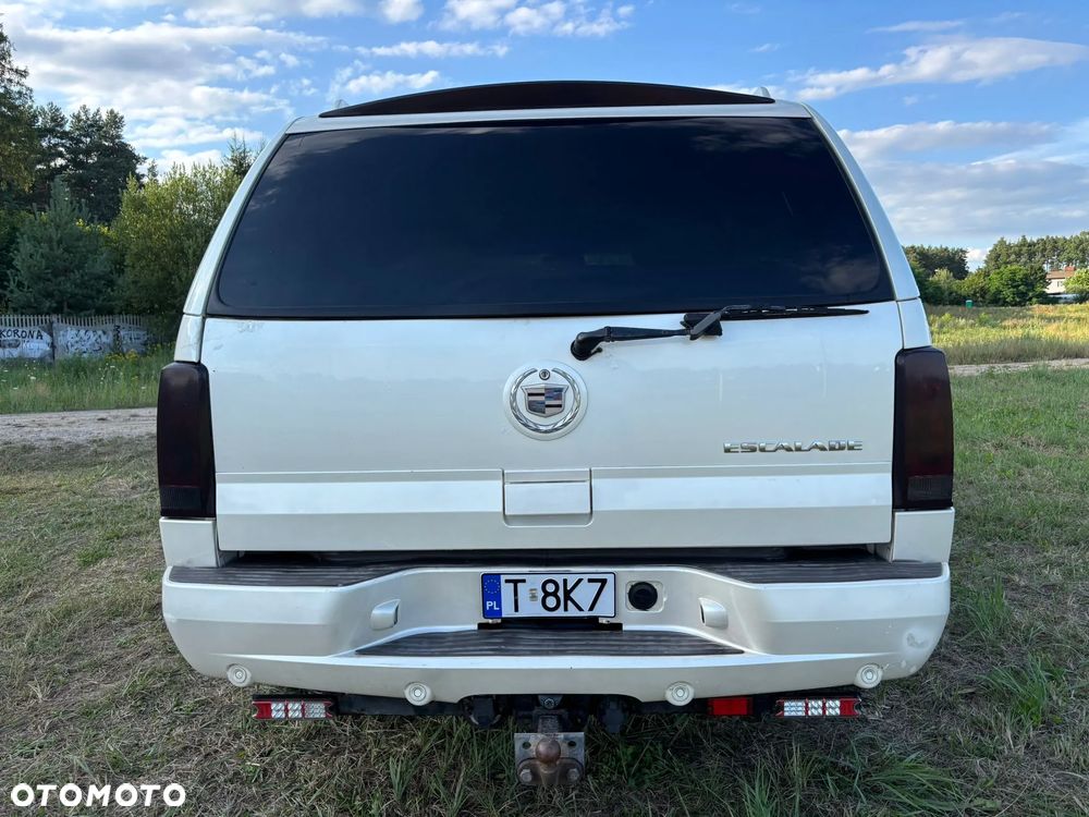 Cadillac Escalade 6.0 V8 - 17