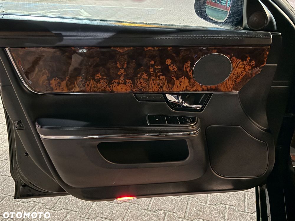 Jaguar XJ 3.0 V6 S Premium Luxury - 9