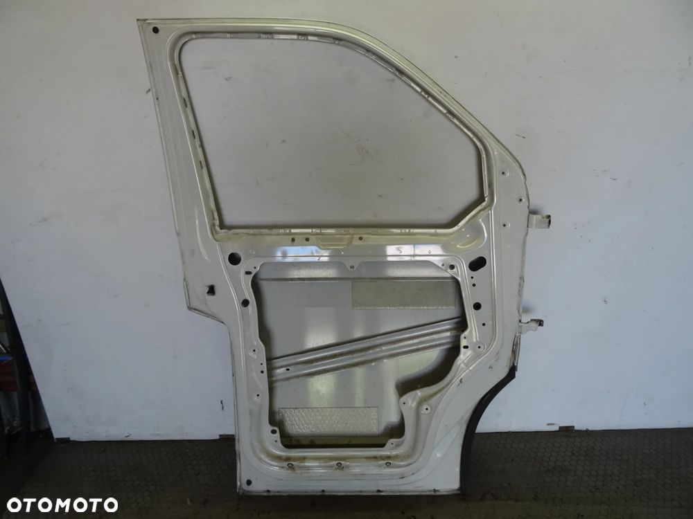LB9A drzwi lewe przod VW T5 03-09 czesci - 3