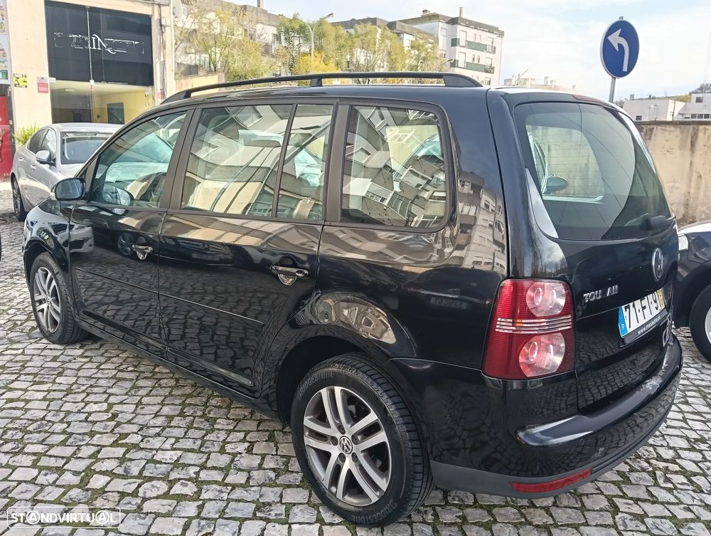 VW Touran 1.9 TDi Highline EC 7L - 13