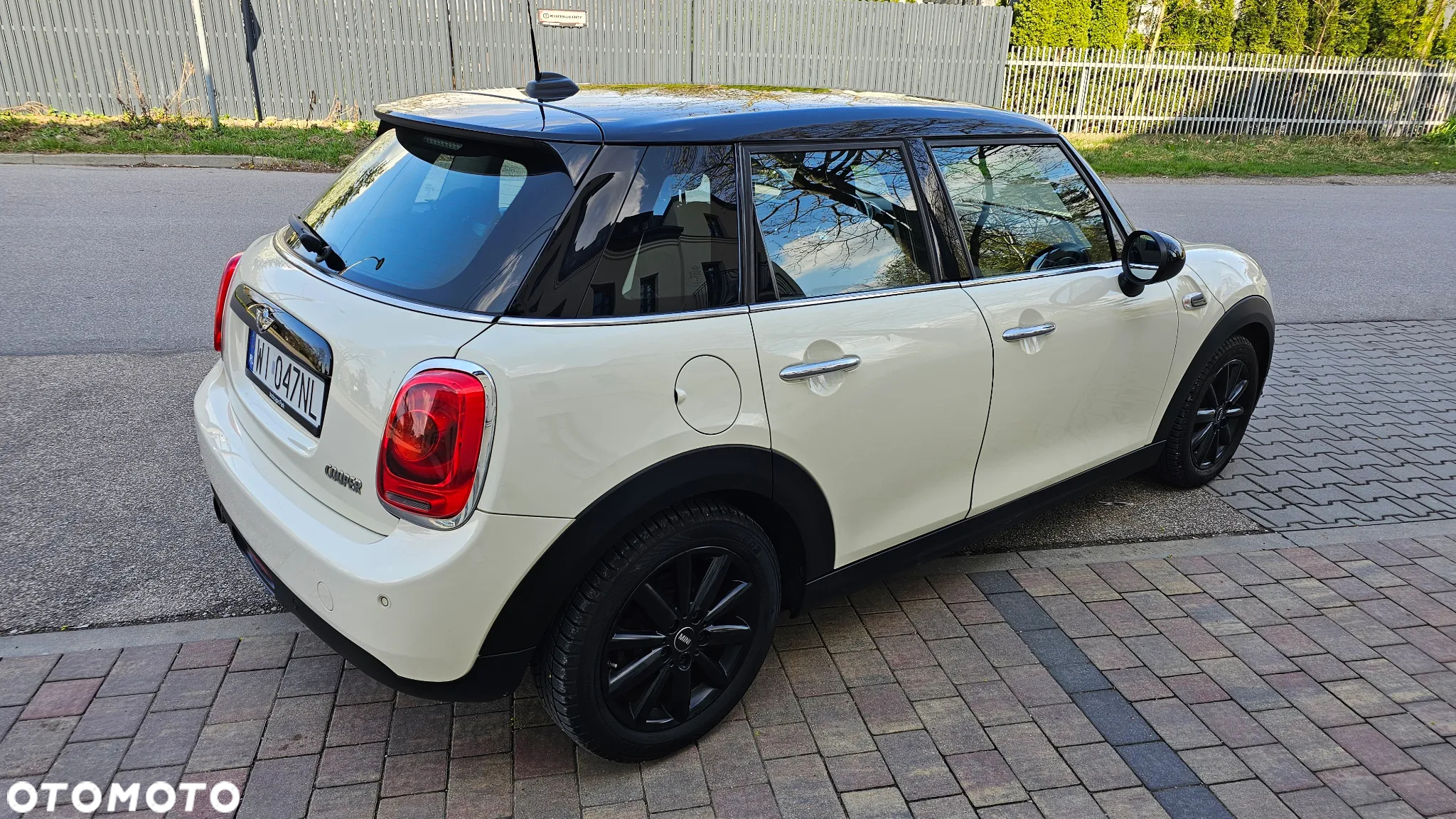 MINI Cooper Standard - 36