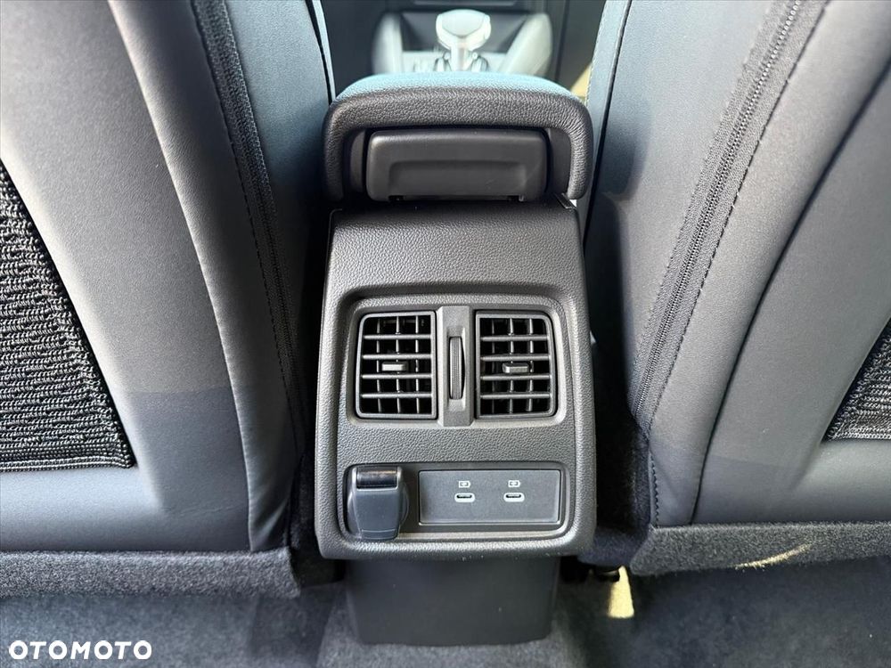 Renault Symbioz - 15