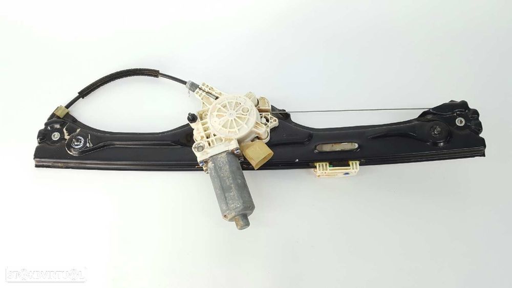 ELEVADOR TRASEIRO DIREITO BMW X5 (E70) 3.0D - 1