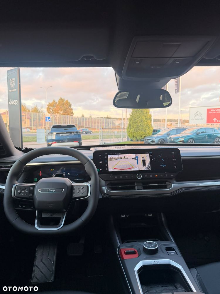 Jeep Compass - 17